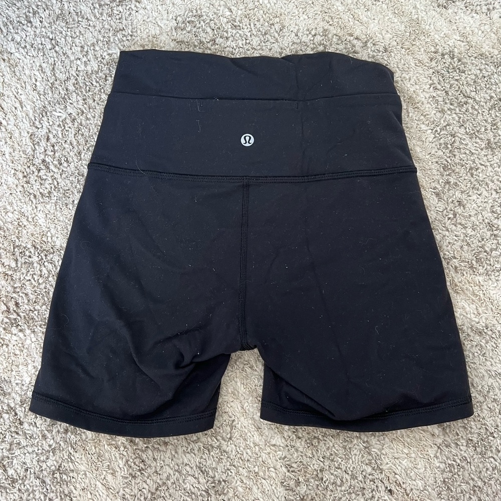 Lululemon black biker shorts size 4